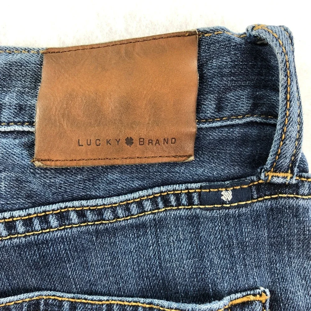 Lucky Brand 429 Mens 38x30 Blue Cotton Blend Button Fly Classic Straight Jeans